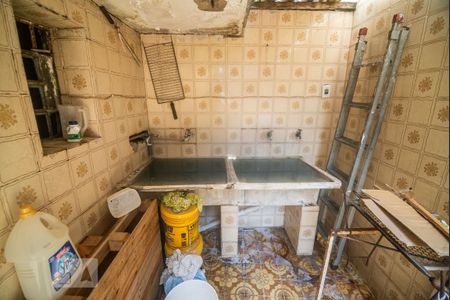 Casa à venda com 400m², 2 quartos e 3 vagasQuintal