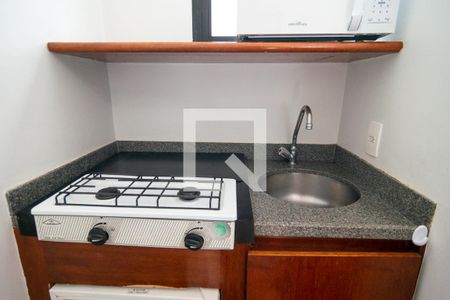 Sala / Cozinha de apartamento para alugar com 1 quarto, 48m² em Consolação, São Paulo