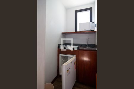 Sala / Cozinha de apartamento para alugar com 1 quarto, 48m² em Consolação, São Paulo