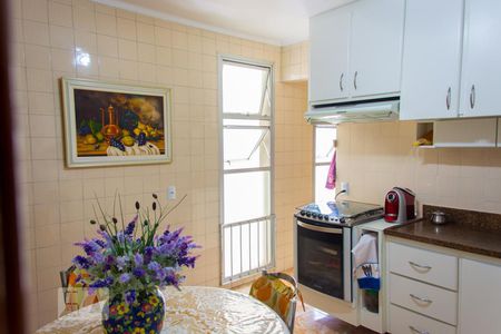 Apartamento à venda com 100m², 3 quartos e 2 vagasCozinha