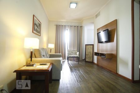 Sala de kitnet/studio para alugar com 1 quarto, 48m² em Consolação, São Paulo