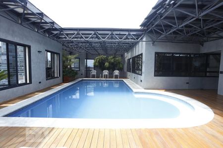 Studio para alugar com 48m², 1 quarto e 1 vagaPiscina