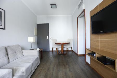 Sala de kitnet/studio para alugar com 1 quarto, 48m² em Consolação, São Paulo