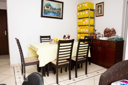 Sala de apartamento à venda com 2 quartos, 64m² em Chácara Inglesa, São Paulo