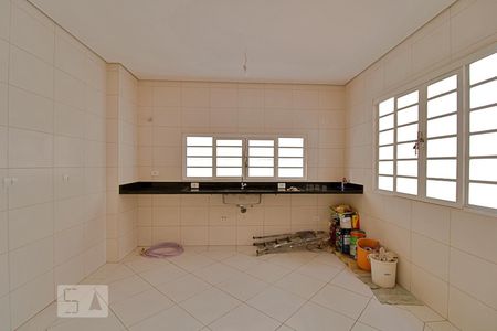 Casa à venda com 119m², 3 quartos e 2 vagasCozinha