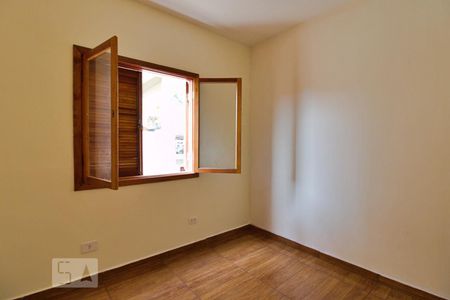 Casa à venda com 119m², 3 quartos e 2 vagasQuarto 2