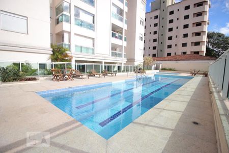 Apartamento à venda com 85m², 2 quartos e 2 vagasÁrea comum - Piscina
