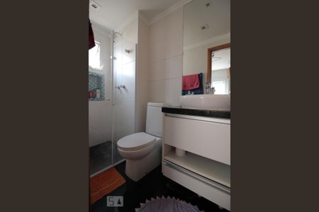 Apartamento à venda com 85m², 2 quartos e 2 vagasBanheiro da Suíte 2