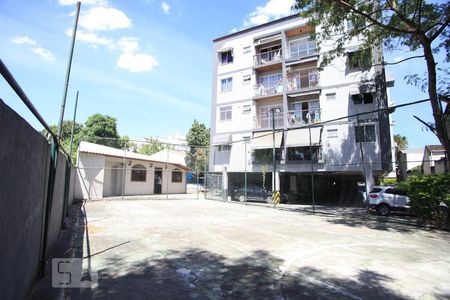 Apartamento para alugar com 60m², 2 quartos e 1 vagaQuadra