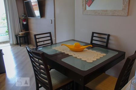 Apartamento para alugar com 58m², 2 quartos e 1 vagaSala