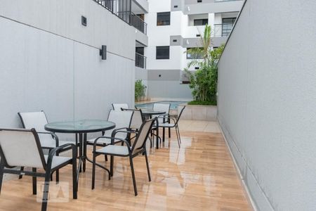 Apartamento à venda com 63m², 2 quartos e 1 vagaPiscina