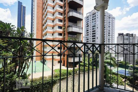 Apartamento à venda com 74m², 3 quartos e 2 vagas Apartamento à venda com 74m², 3 quartos e 2 vagasVaranda