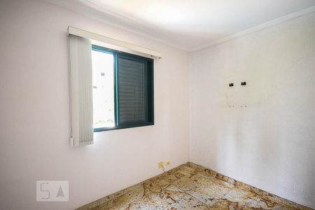 Apartamento à venda com 74m², 3 quartos e 2 vagas Apartamento à venda com 74m², 3 quartos e 2 vagasSuíte