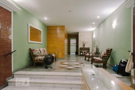 Apartamento à venda com 80m², 2 quartos e sem vagaEntrada