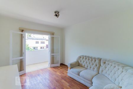 Quarto de casa para alugar com 4 quartos, 180m² em Parque Renato Maia, Guarulhos