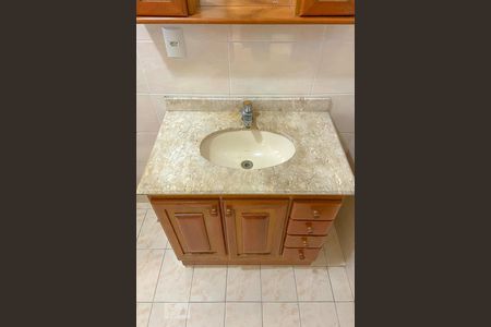 Casa à venda com 300m², 4 quartos e sem vagaBanheiro da Suíte 4