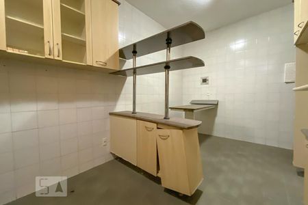 Casa à venda com 300m², 4 quartos e sem vagaCozinha