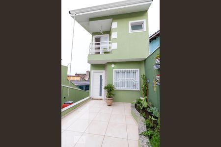 Casa à venda com 180m², 3 quartos e 6 vagasFachada da casa