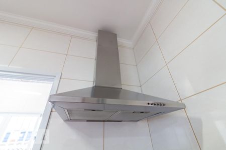 Casa à venda com 180m², 3 quartos e 6 vagasCozinha - coifa