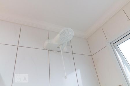 Casa à venda com 180m², 3 quartos e 6 vagasBanheiro social - chuveiro