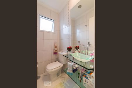 Casa à venda com 180m², 3 quartos e 6 vagasLavabo