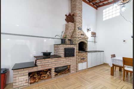 Casa à venda com 180m², 3 quartos e 6 vagasChurrasqueira