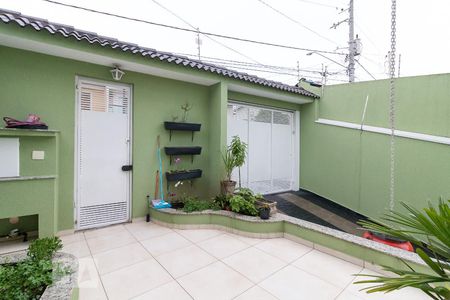 Casa à venda com 180m², 3 quartos e 6 vagasEntrada da casa