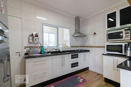 Casa à venda com 180m², 3 quartos e 6 vagasCozinha