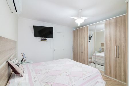 Casa à venda com 180m², 3 quartos e 6 vagasQuarto 1 suíte