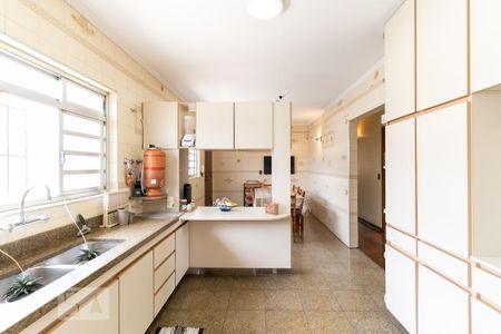 Casa à venda com 357m², 3 quartos e 4 vagasCozinha