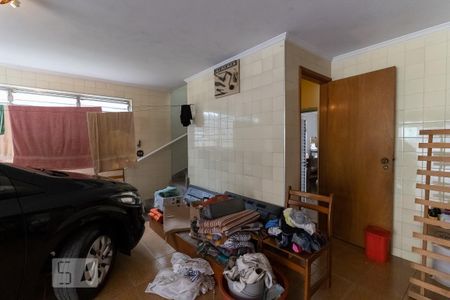Casa à venda com 357m², 3 quartos e 4 vagasEscada de Acesso para a Casa