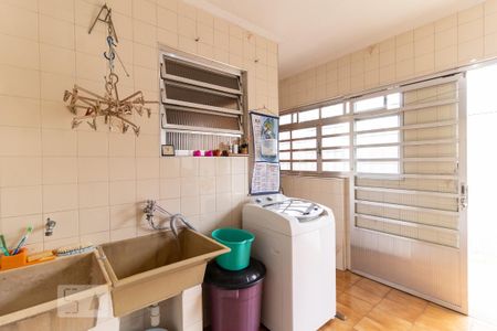 Casa à venda com 357m², 3 quartos e 4 vagasLavanderia