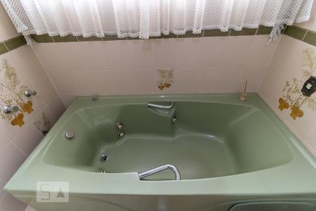 Casa à venda com 357m², 3 quartos e 4 vagasBanheiro