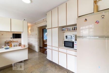 Casa à venda com 357m², 3 quartos e 4 vagasCozinha