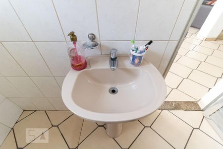 Casa à venda com 357m², 3 quartos e 4 vagasBanheiro do Salão de Festas