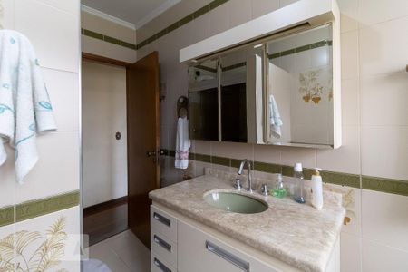 Casa à venda com 357m², 3 quartos e 4 vagasBanheiro