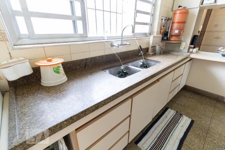 Casa à venda com 357m², 3 quartos e 4 vagasCozinha