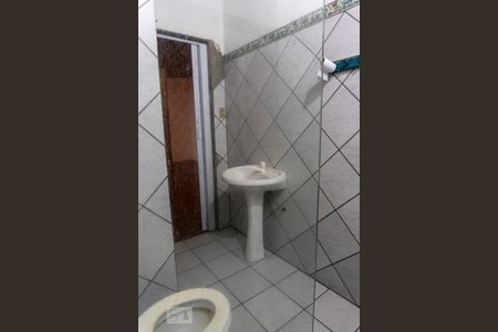 Casa à venda com 100m², 2 quartos e 1 vaga Casa à venda com 100m², 2 quartos e 1 vagaBanheiro da Suite