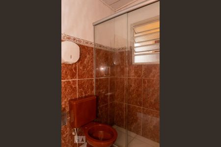 Casa à venda com 100m², 2 quartos e 1 vaga Casa à venda com 100m², 2 quartos e 1 vagaBanheiro