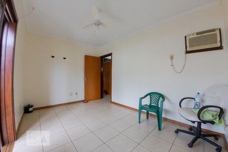 Casa de condomínio à venda com 276m², 5 quartos e 3 vagas Casa de condomínio à venda com 276m², 5 quartos e 3 vagasQuarto 1