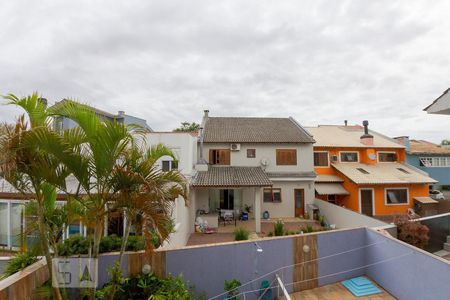 Casa de condomínio à venda com 276m², 5 quartos e 3 vagas Casa de condomínio à venda com 276m², 5 quartos e 3 vagasVista do Quarto 3