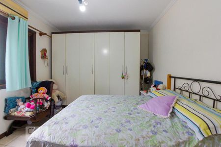 Casa de condomínio à venda com 276m², 5 quartos e 3 vagas Casa de condomínio à venda com 276m², 5 quartos e 3 vagasSuíte