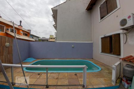 Casa de condomínio à venda com 276m², 5 quartos e 3 vagas Casa de condomínio à venda com 276m², 5 quartos e 3 vagasPiscina