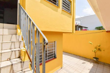 Casa à venda com 200m², 2 quartos e 2 vagas Casa à venda com 200m², 2 quartos e 2 vagasAcesso Salão