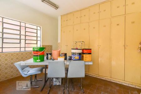 Casa à venda com 200m², 2 quartos e 2 vagas Casa à venda com 200m², 2 quartos e 2 vagasÁrea de Serviço