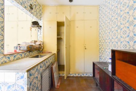 Casa à venda com 200m², 2 quartos e 2 vagas Casa à venda com 200m², 2 quartos e 2 vagasÁrea de Serviço