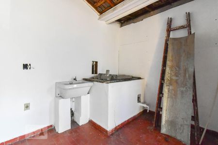 Casa à venda com 200m², 2 quartos e 2 vagas Casa à venda com 200m², 2 quartos e 2 vagasSalão