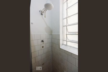 Casa para alugar com 150m², 3 quartos e sem vaga Casa para alugar com 150m², 3 quartos e sem vagaBanheiro Chuveiro