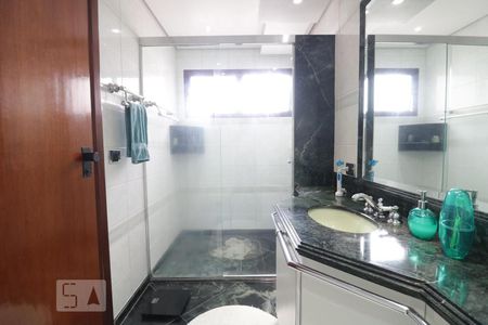 Apartamento à venda com 270m², 4 quartos e 4 vagasBanheiro