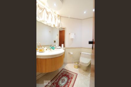 Apartamento à venda com 270m², 4 quartos e 4 vagasLavabo